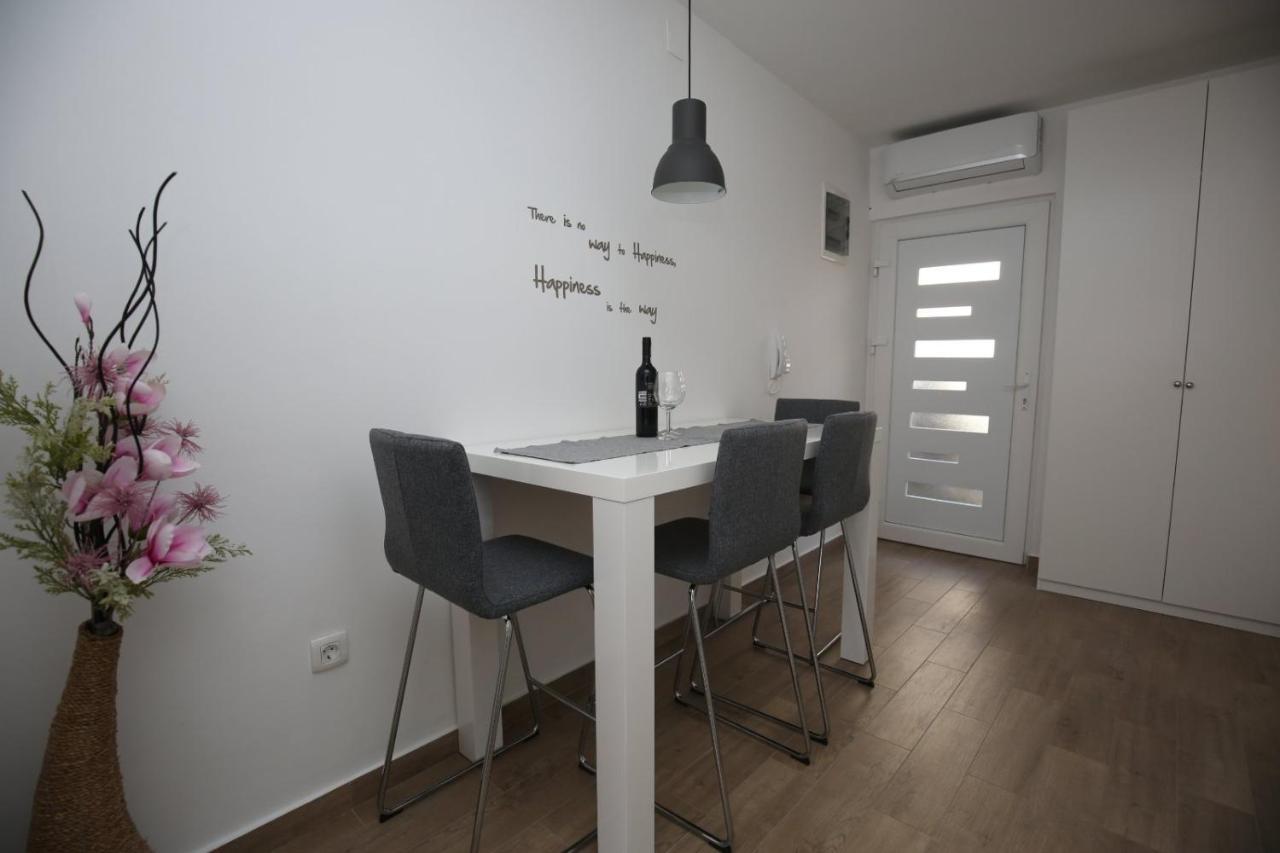 Studio Apartment Koko Rijeka Buitenkant foto
